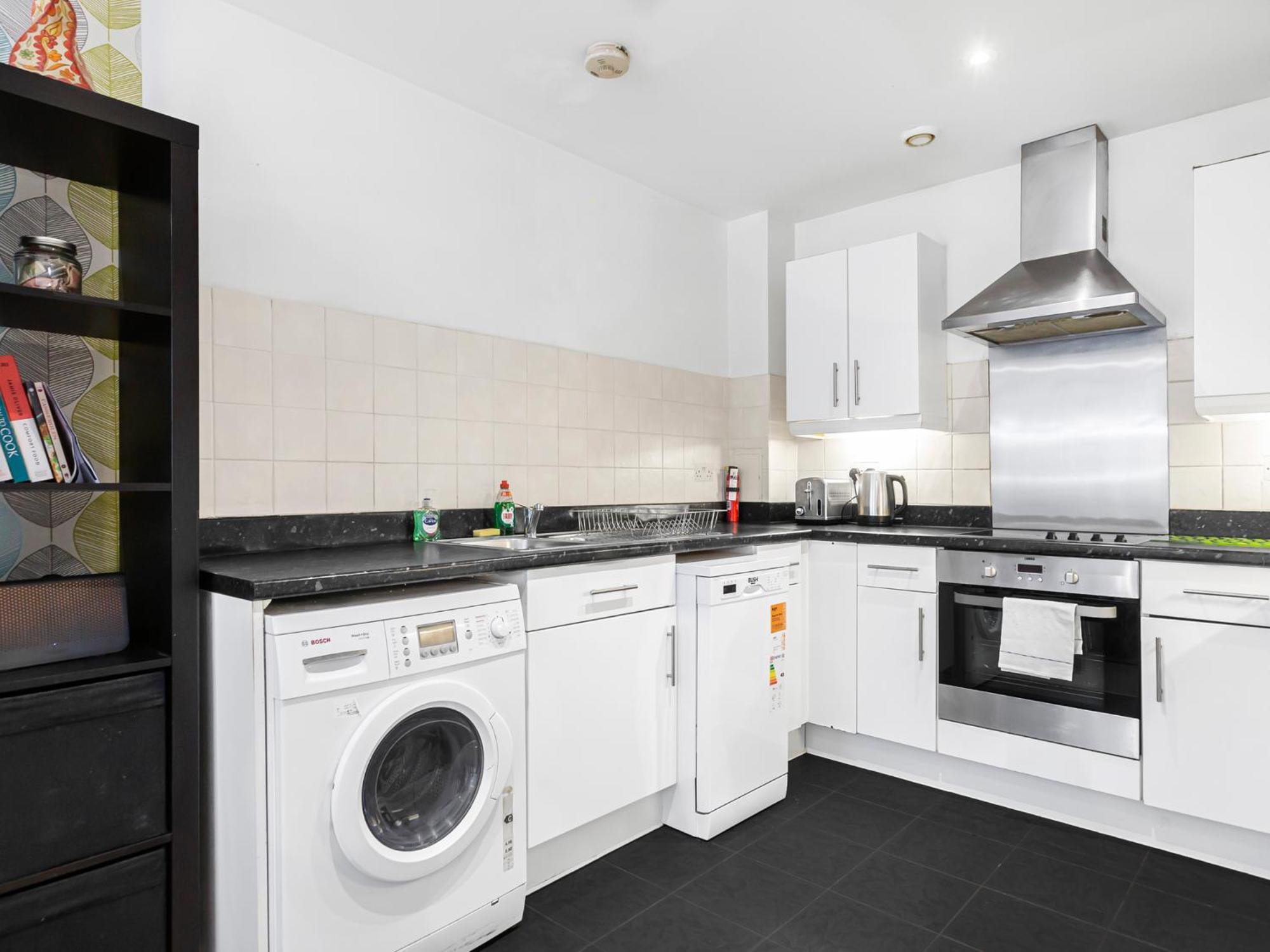 Pass The Keys Modern Tottenham Hale Apartment Perfect For Leisure London Exterior photo